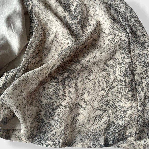 Abercrombie & Fitch Snakeskin Print Wrap Mini Dress M Tall - Picture 6 of 12